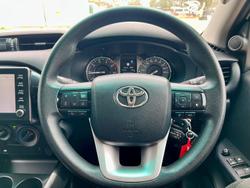 2023 Toyota Hilux SR Hi-Rider
