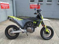 Husqvarna 701 Supermoto