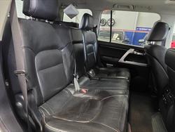 2013 Toyota Landcruiser VX