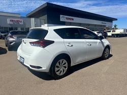 2015 Toyota Corolla COROLLA HATCH 1.8L CVT Ascent 4E67940 001