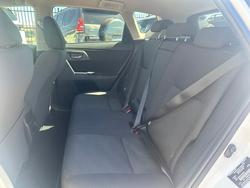 2015 Toyota Corolla COROLLA HATCH 1.8L CVT Ascent 4E67940 001