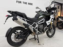 2024 Triumph TIGER 1200 RALLY PRO MATT KHAKI GREEN