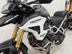 2024 Triumph TIGER 1200 RALLY PRO MATT KHAKI GREEN