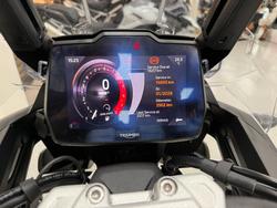 2024 Triumph TIGER 1200 RALLY PRO MATT KHAKI GREEN