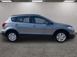 2014 Suzuki S-Cross