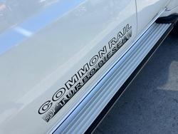 2011 Nissan Patrol ST GU 7 MY10 4X4 Dual Range White