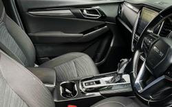 2022 Isuzu MU-X LS-U