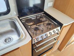 2013 Windsor 19.6Ft Couples Van Separate Toilet And Shower- Price Reduced