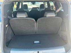 2025 Peugeot 5008 GT Premium Hybrid