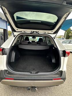 2023 Toyota RAV4 GXL