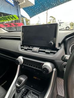 2023 Toyota RAV4 GXL