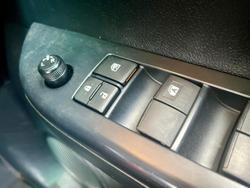 2023 Toyota Hilux SR