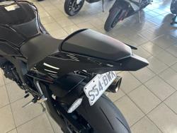 2023 Yamaha YZF-R1 R1 Black