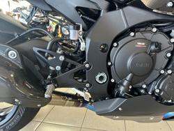 2023 Yamaha YZF-R1 R1 Black