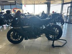 2023 Yamaha YZF-R1 R1 Black