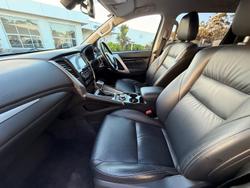 2019 Mitsubishi Pajero Sport Black Edition