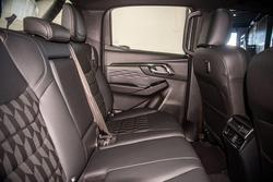 2025 Isuzu D-MAX BLADE