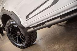 2025 Isuzu D-MAX BLADE