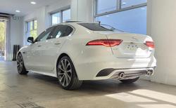 2020 Jaguar XE P300 R-Dynamic HSE