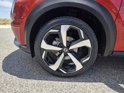 2020 Nissan JUKE ST-L F16 Fuji Sunset Red