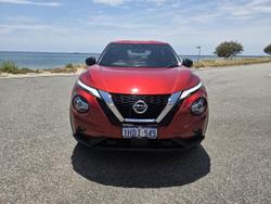 2020 Nissan JUKE ST-L F16 Fuji Sunset Red