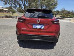 2020 Nissan JUKE ST-L F16 Fuji Sunset Red