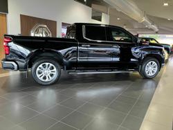 2025 Chevrolet Silverado 1500 LTZ Premium