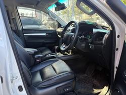 2019 Toyota Hilux SR5