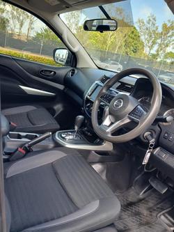 2021 Nissan Navara SL