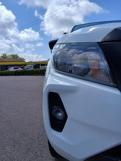 2021 Nissan Navara SL