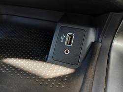 2021 Nissan Navara SL