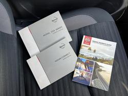 2021 Nissan Navara SL