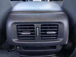 2022 Nissan Navara SL