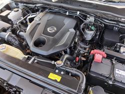 2022 Nissan Navara SL