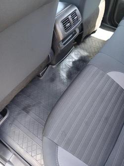 2022 Nissan Navara SL