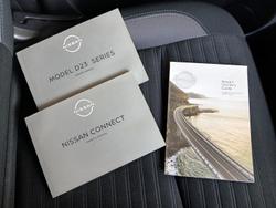 2022 Nissan Navara SL