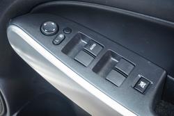 2014 Mazda 2 Neo Sport