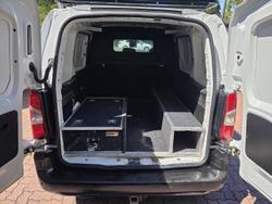 2020 Peugeot Partner 130 THP