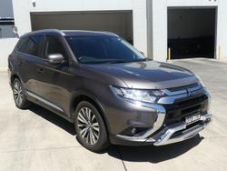 2021 Mitsubishi Outlander LS