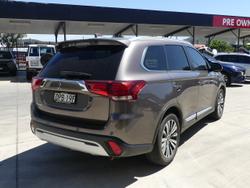 2021 Mitsubishi Outlander LS