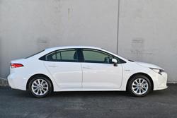 2022 Toyota Corolla Ascent Sport Hybrid ZWE211R Glacier White