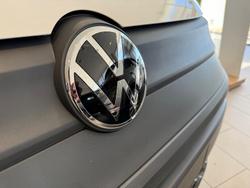 2025 Volkswagen Caddy TSI220