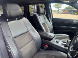 2020 Jeep Grand Cherokee Night Eagle