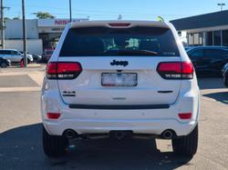 2020 Jeep Grand Cherokee Night Eagle