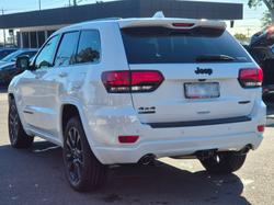 2020 Jeep Grand Cherokee Night Eagle