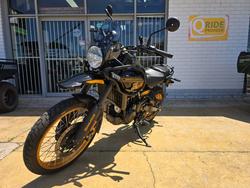 2025 ROYAL ENFIELD (SEE ALSO ENFIEL HIMALAYAN 450 Black