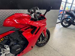 2022 DUCATI SUPERSPORT 950 RED