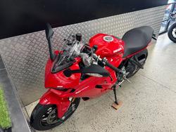 2022 DUCATI SUPERSPORT 950 RED