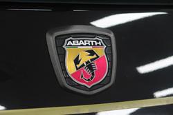 2021 Abarth 595 Scorpioneoro