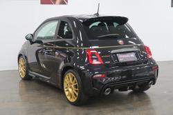 2021 Abarth 595 Scorpioneoro